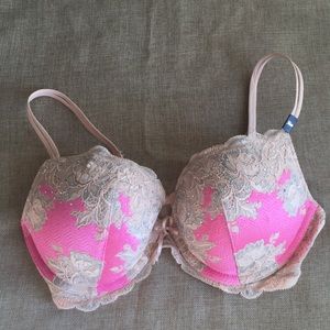 NWT Victoria’s Secret bra